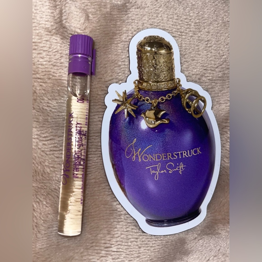 WONDERSTRUCK TAYLOR SWIFT Perfume Vial Sample Size and a perfume bottle T Swift